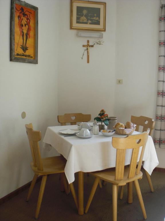B&B Rosalpina Vigo di Fassa Bagian luar foto